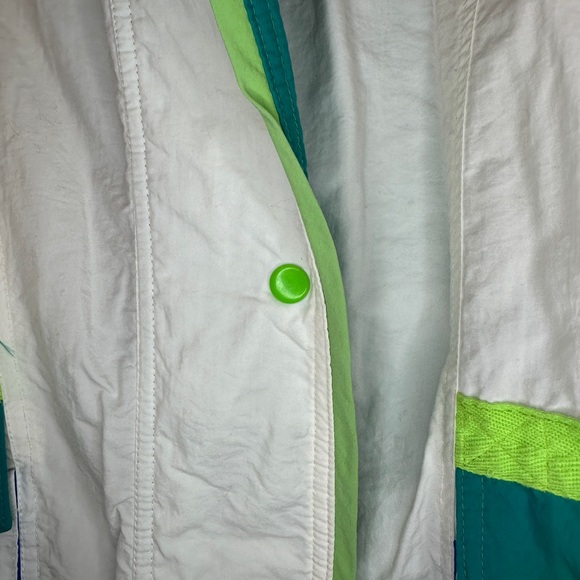 Jantzen women’s windbreaker jacket, medium - Picture 5 of 6